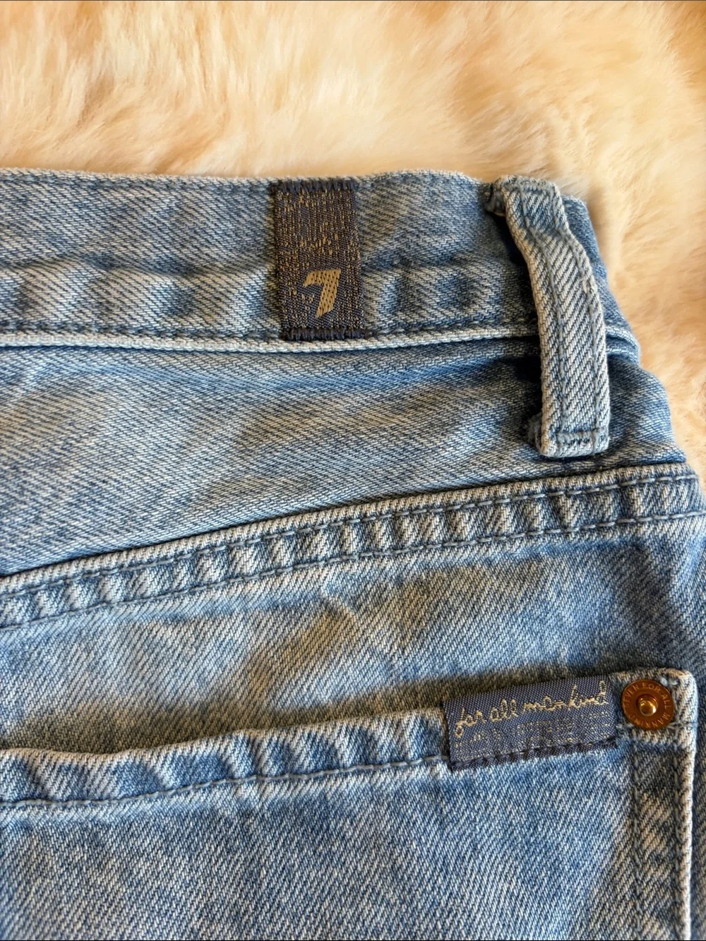 7 for all mankind denim mini skirt distressed hemline light wash size 29 - Picture 9 of 11
